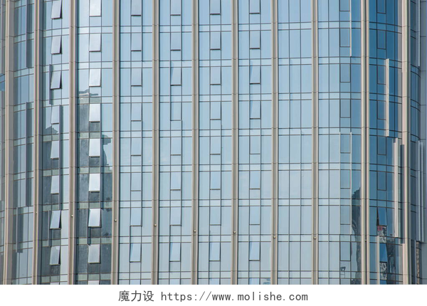 现代化城市玻璃墙高层建玻璃幕墙的重庆出版社